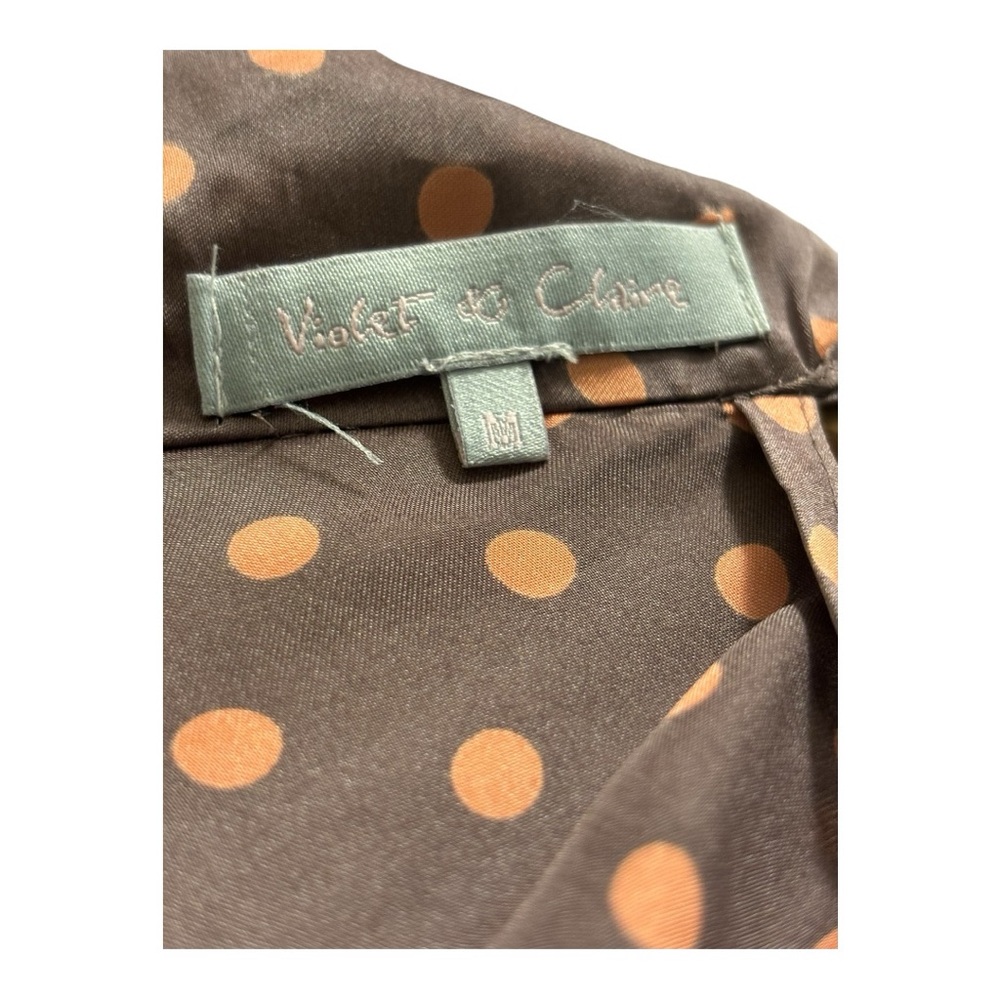 Violet & Claire Size M Brown/Orange Poker Dot Sleeveless Draped Neckline Blouse - Picture 9 of 15